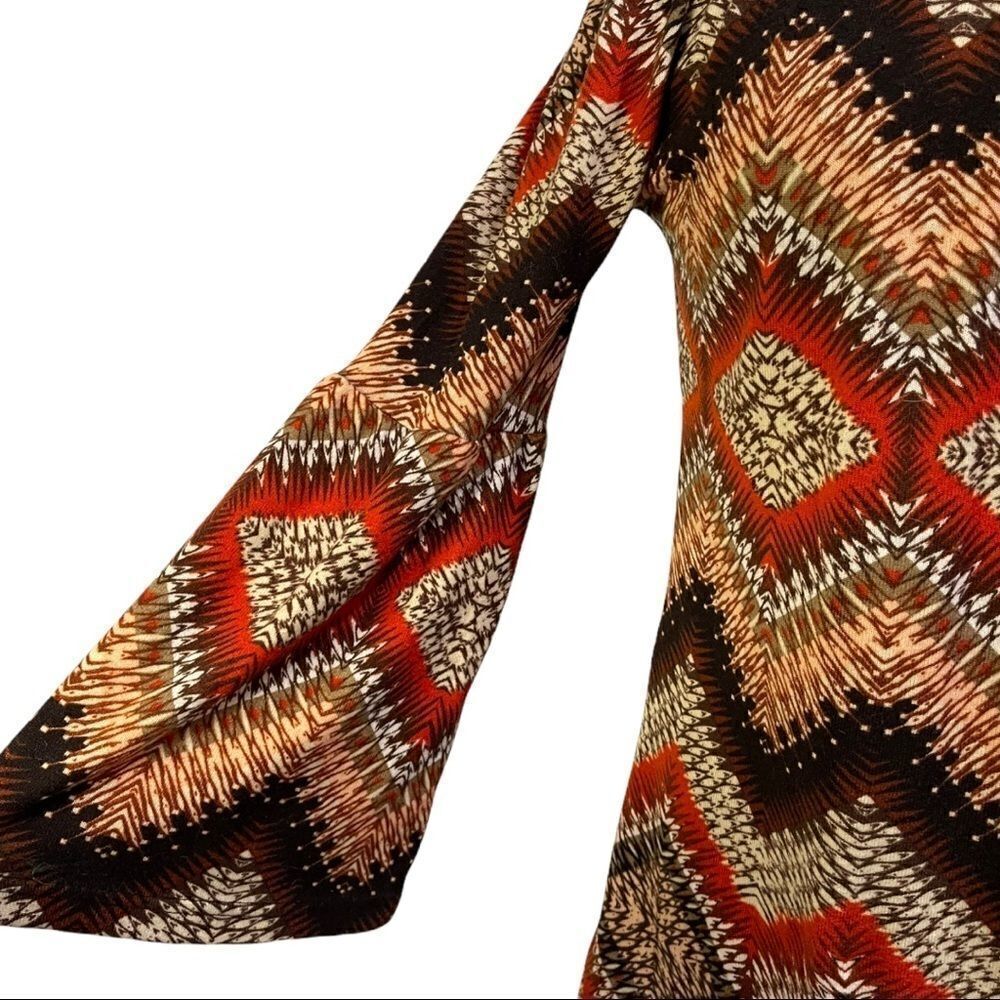 WINWIN Retro Patterned Bell Sleeve Tunic Sz S-M - Picture 3 of 11